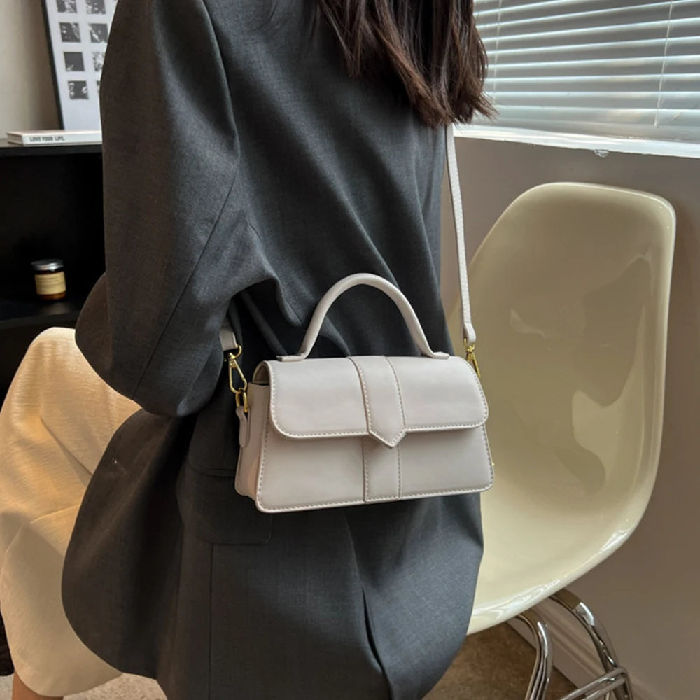 Chic & Versatile Fashionable Shoulder Bag